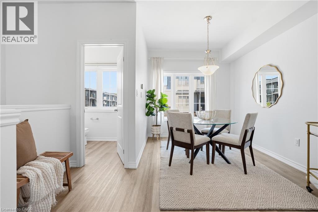 124 Compass Trail Unit# 5, Cambridge, ON