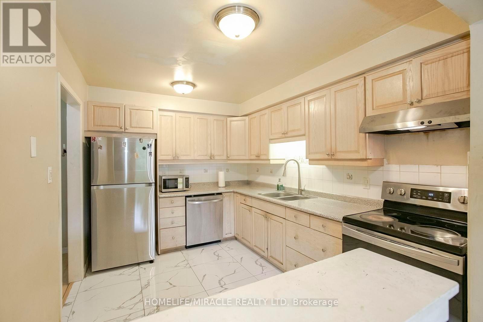 47 Longbourne Crescent, Brampton, ON
