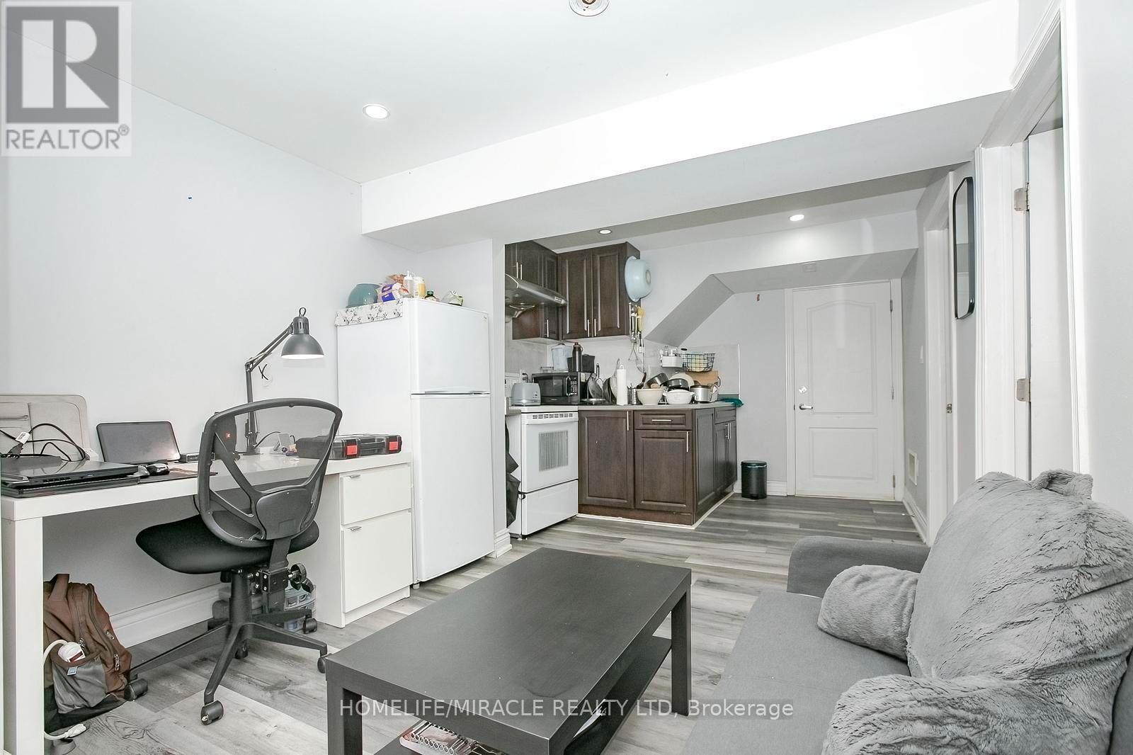47 Longbourne Crescent, Brampton, ON