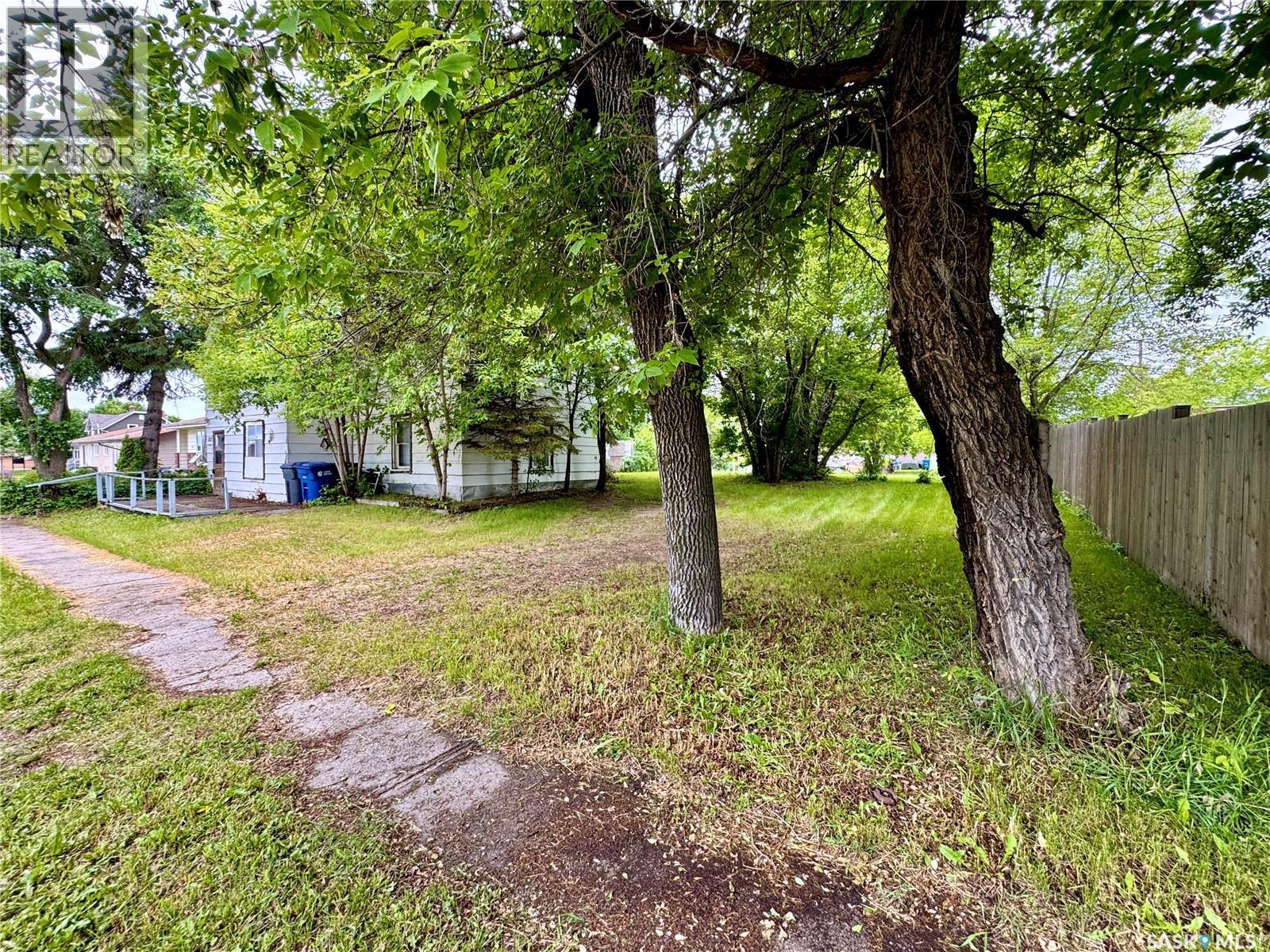 512 Maple Street, Esterhazy, SK