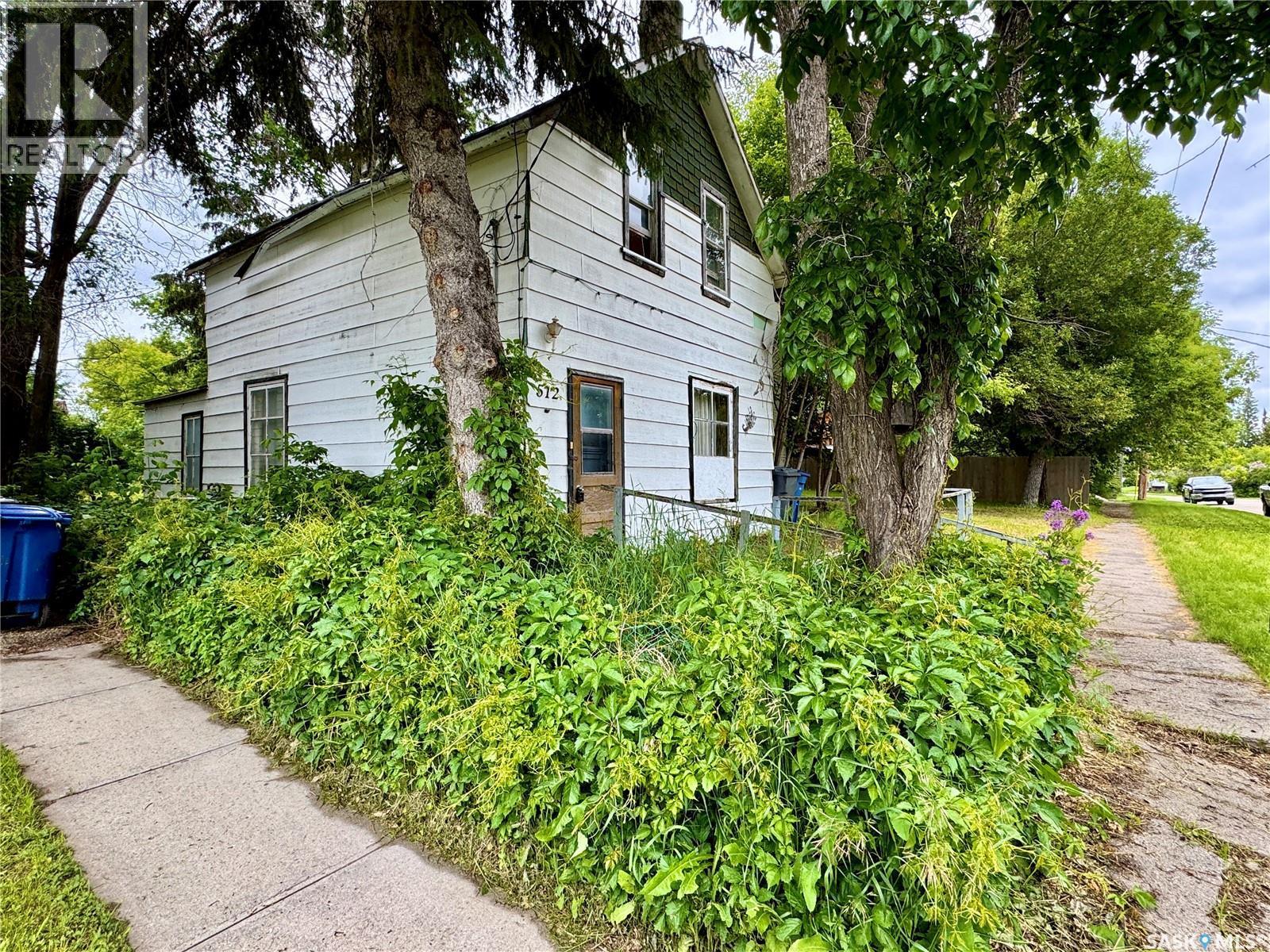 512 Maple Street, Esterhazy, SK
