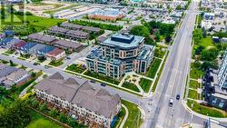 Front of buidling and neighbourhood - 