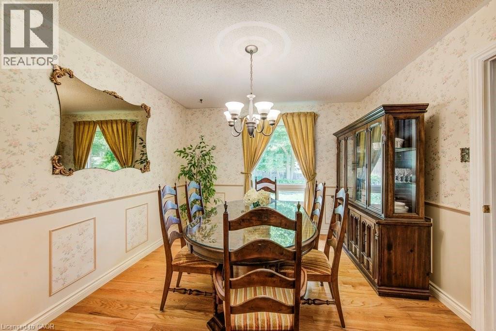 94 Mccarron Crescent, Waterloo, ON - Indoor Photo Showing Dining Room
