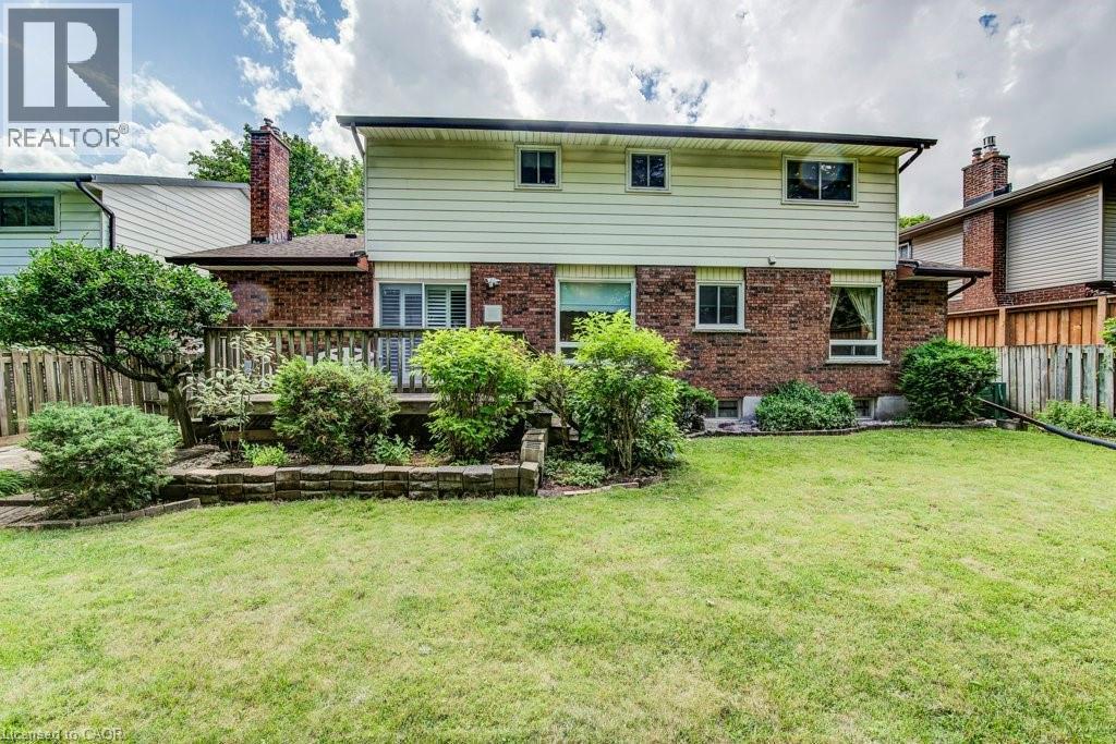 94 Mccarron Crescent, Waterloo, ON - Outdoor
