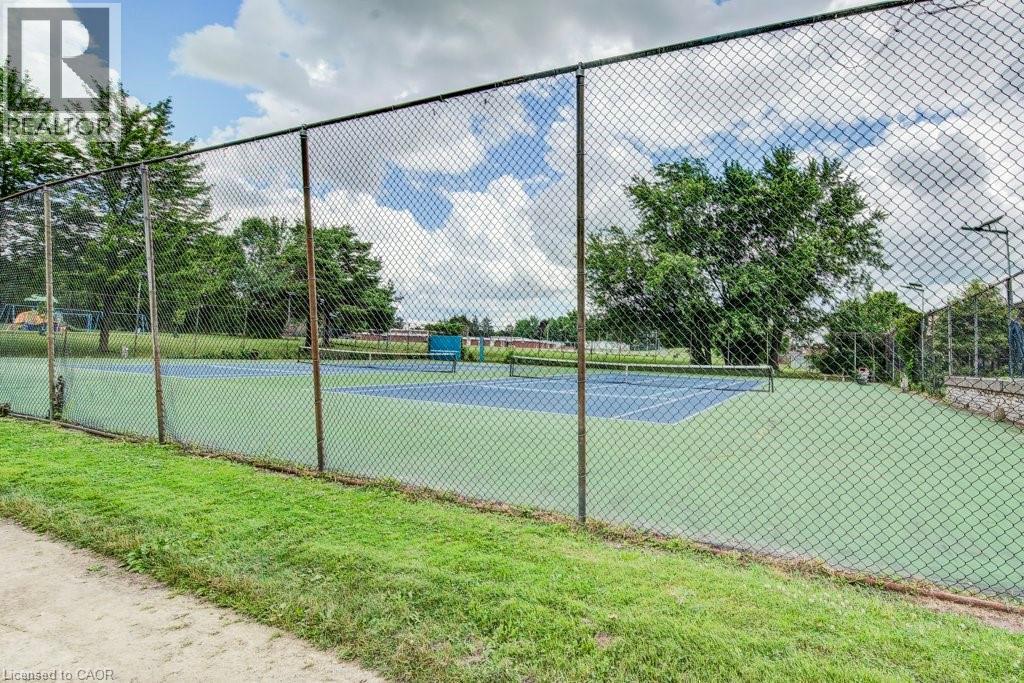 94 Mccarron Crescent, Waterloo, ON - Outdoor