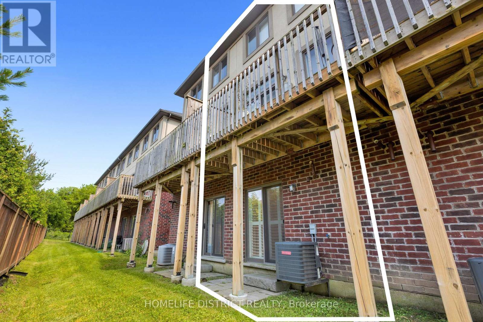68 - 1169 Garner Road E, Hamilton, ON - Outdoor