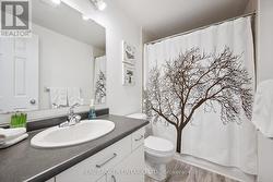 Main Bathroom -