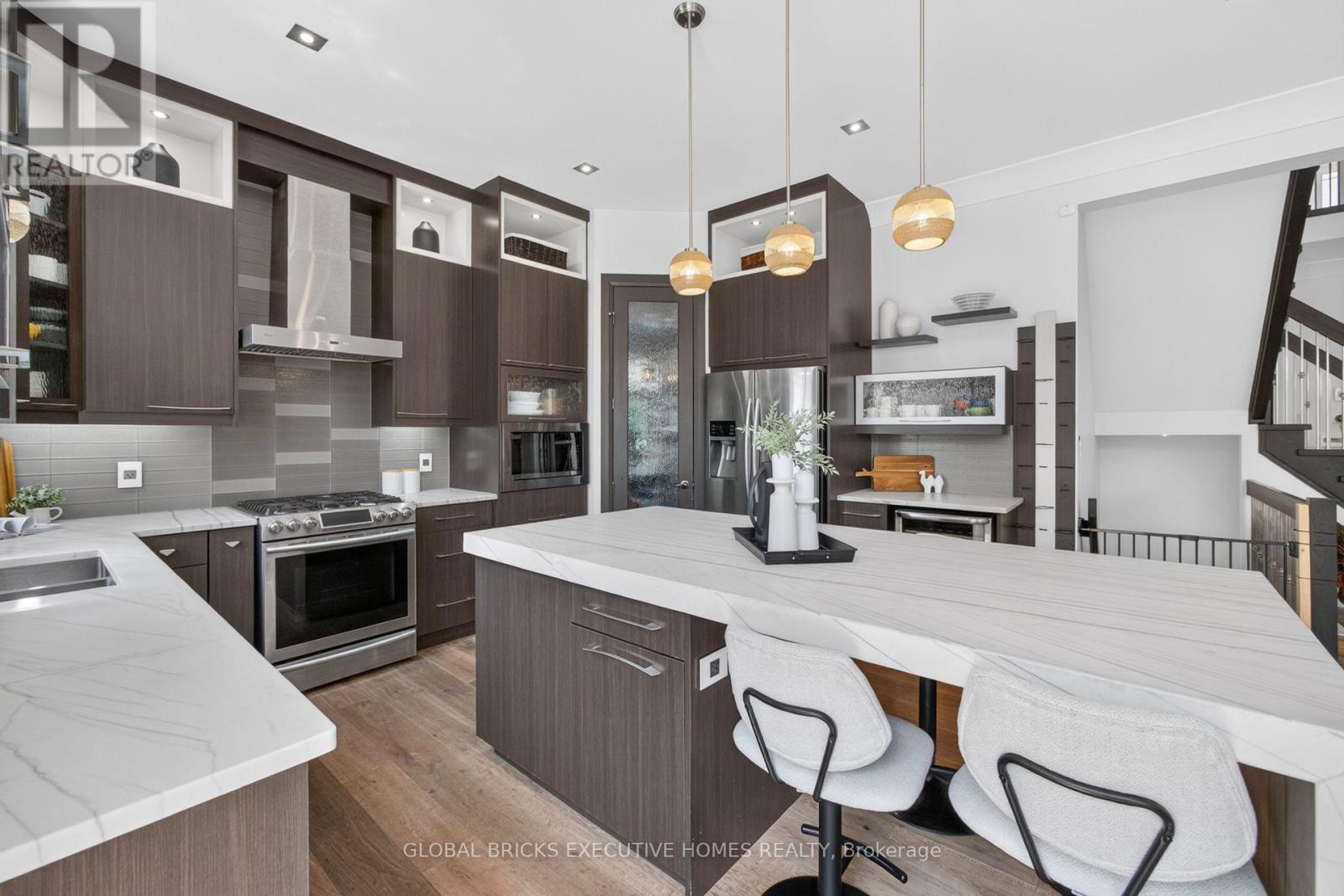 56 Valleyscape Drive, Kitchener, ON