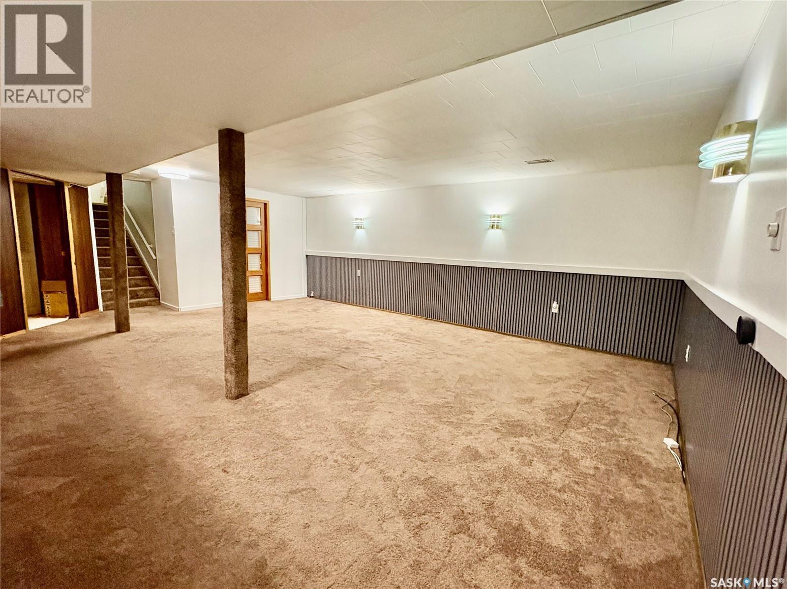 10 Mackie Crescent, Saskatoon, SK