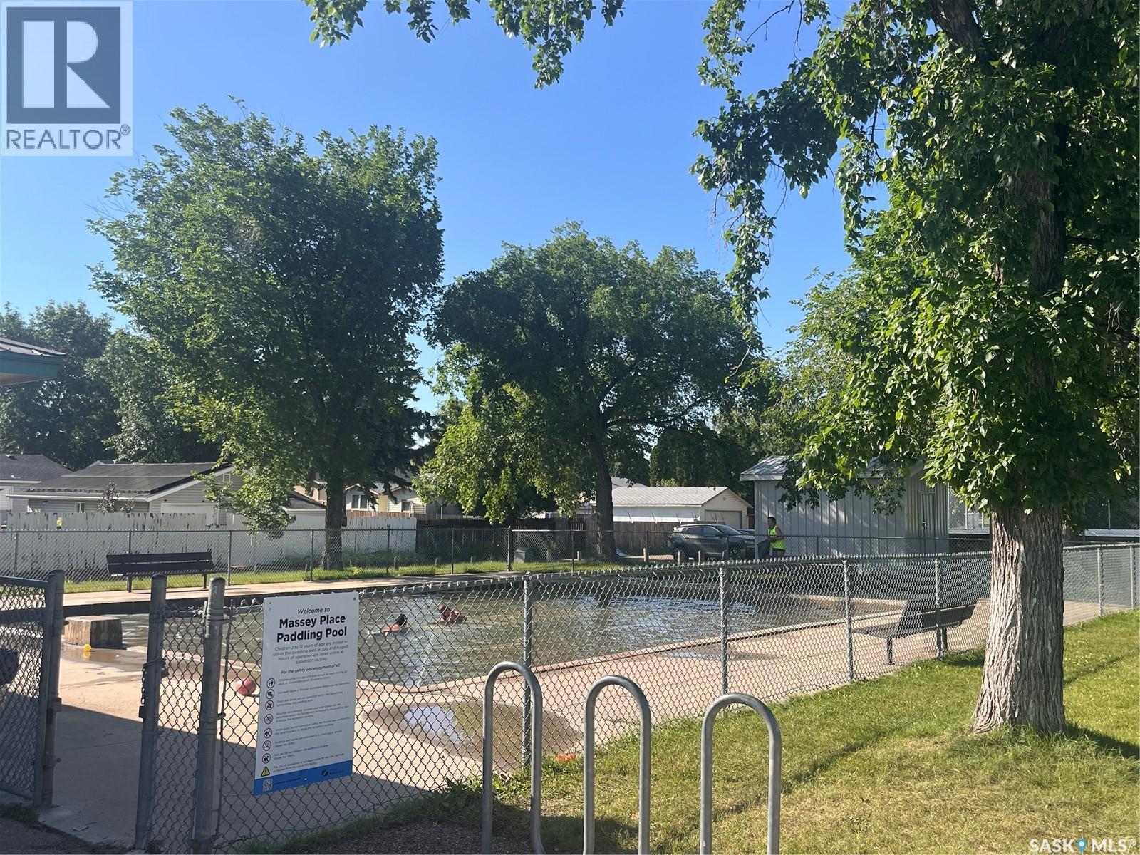 10 Mackie Crescent, Saskatoon, SK
