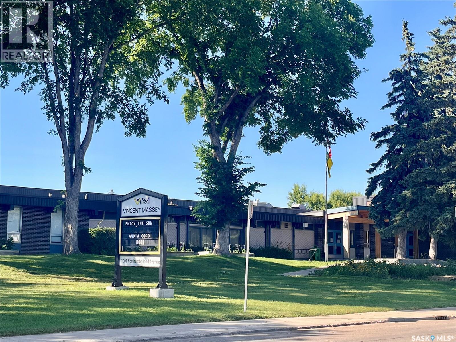 10 Mackie Crescent, Saskatoon, SK