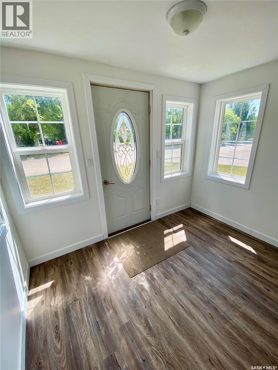120 3Rd Street W, Carnduff, SK