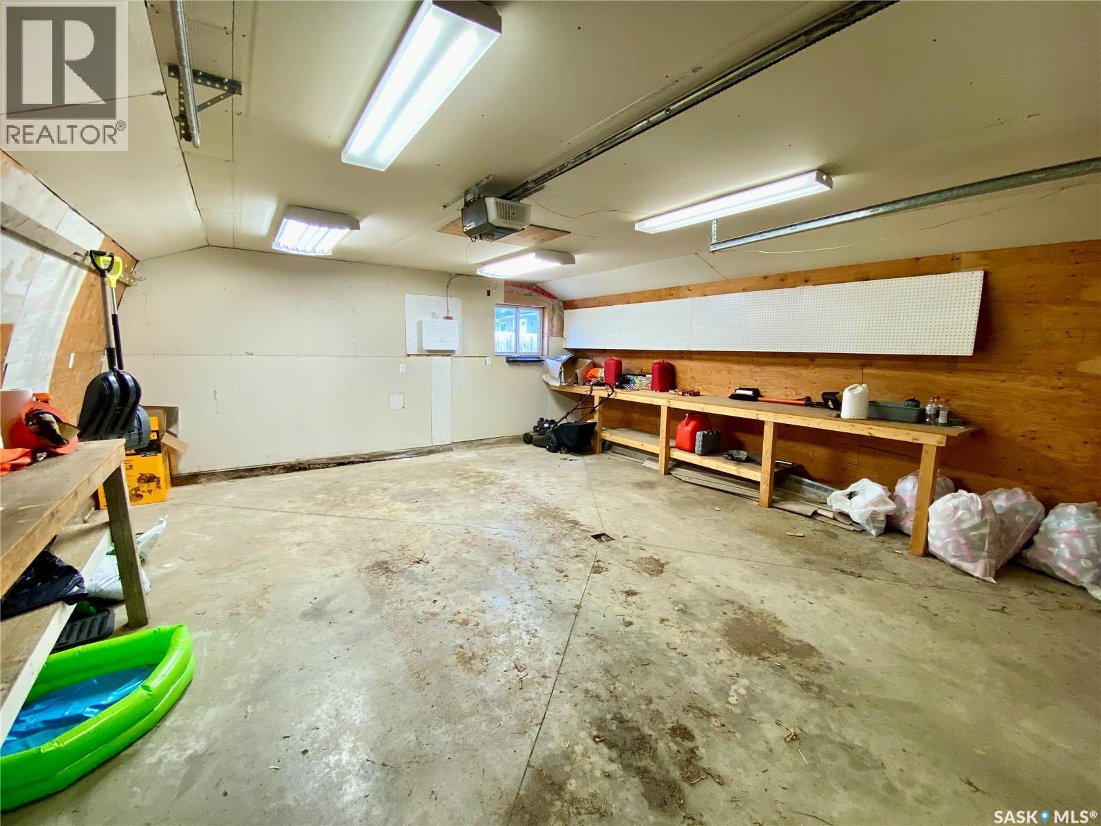 120 3Rd Street W, Carnduff, SK