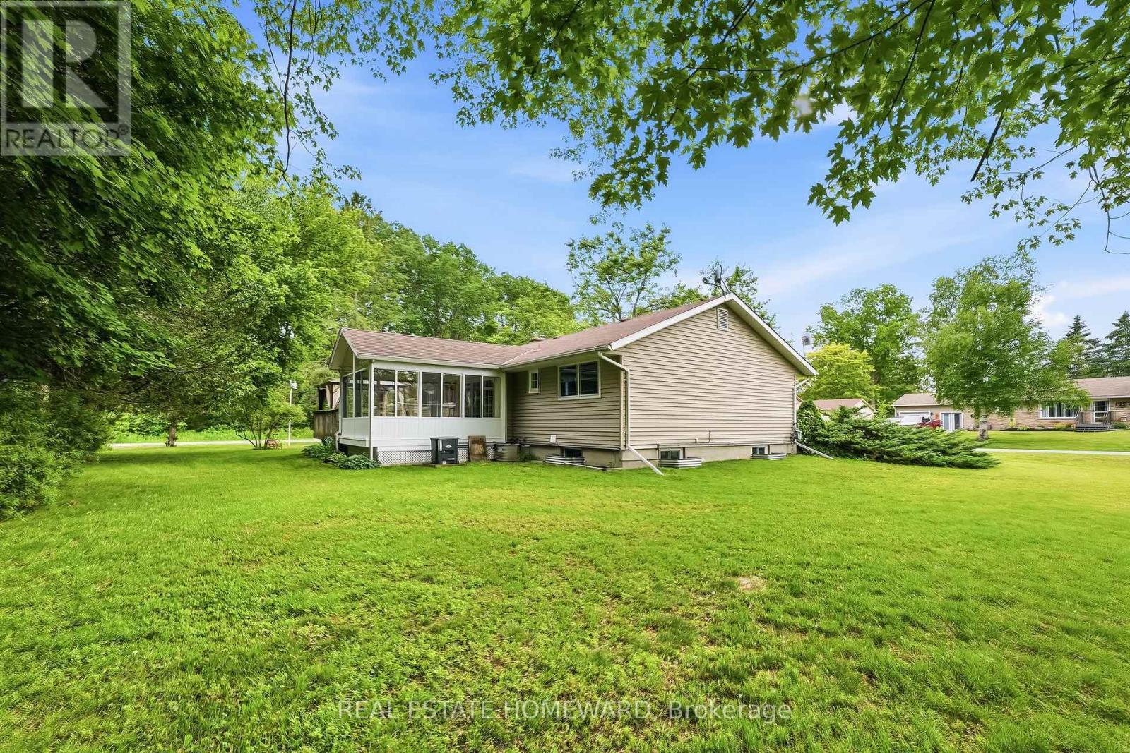 4 Wayne Crescent, Quinte West, ON