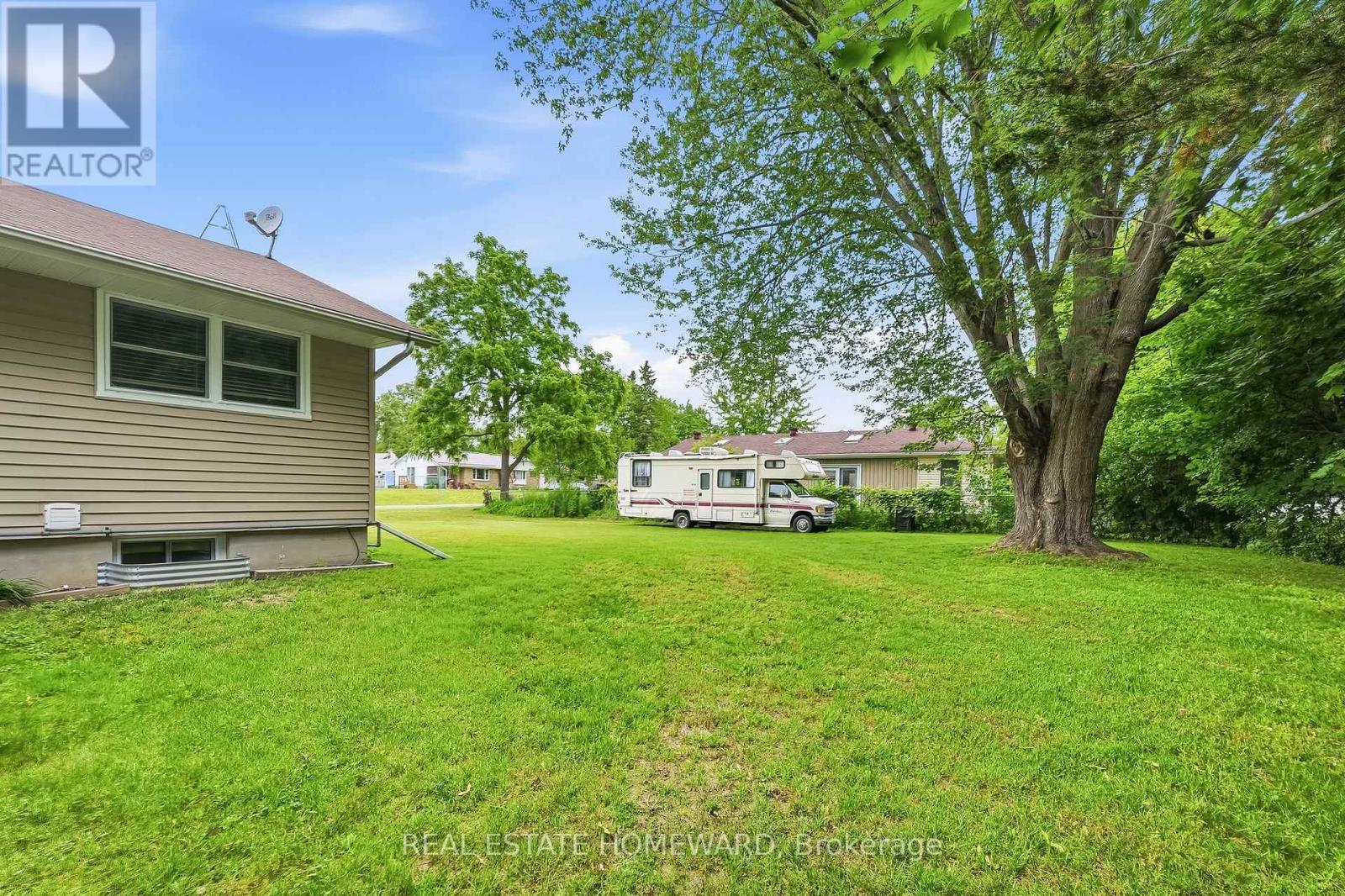 4 Wayne Crescent, Quinte West, ON