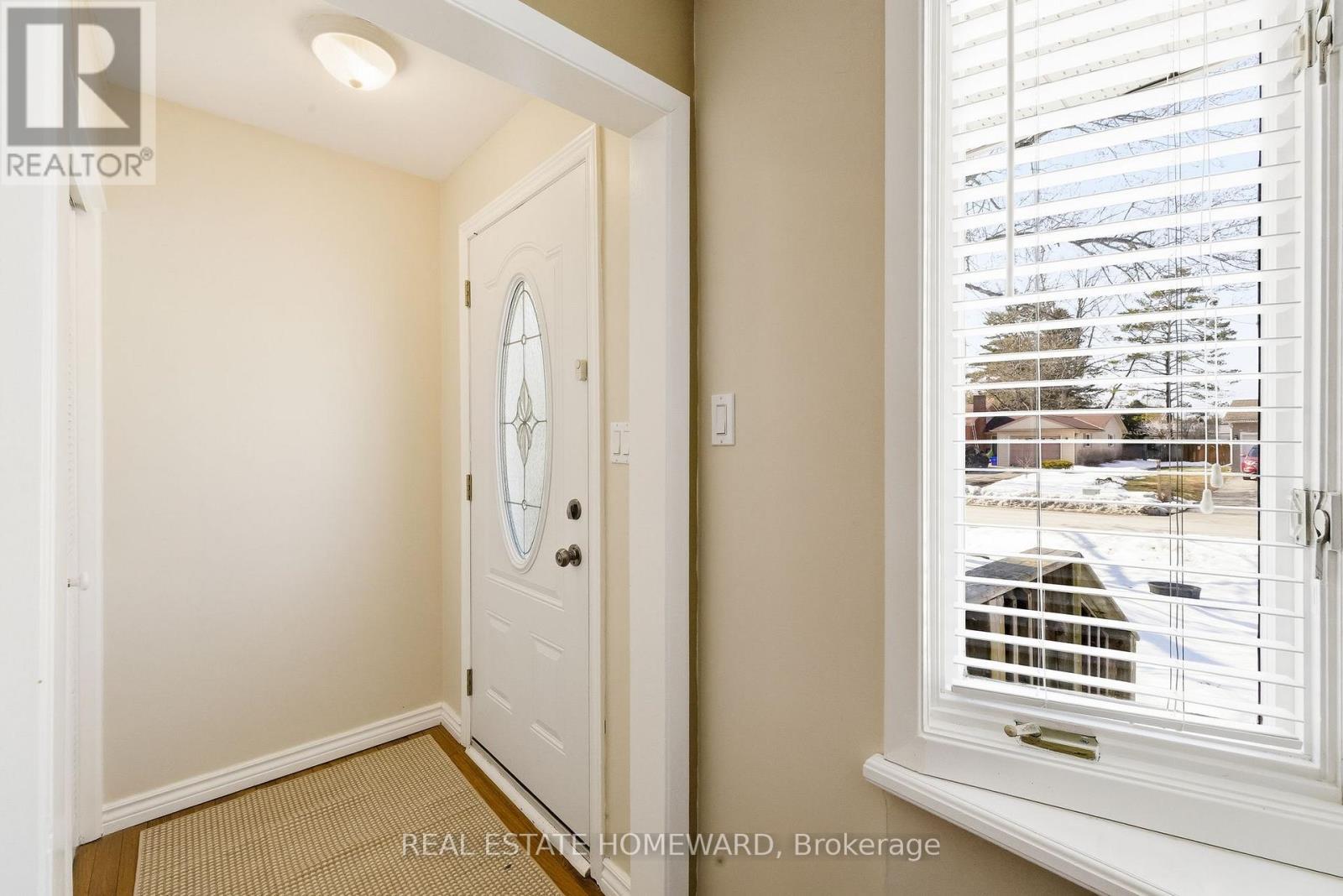 4 Wayne Crescent, Quinte West, ON