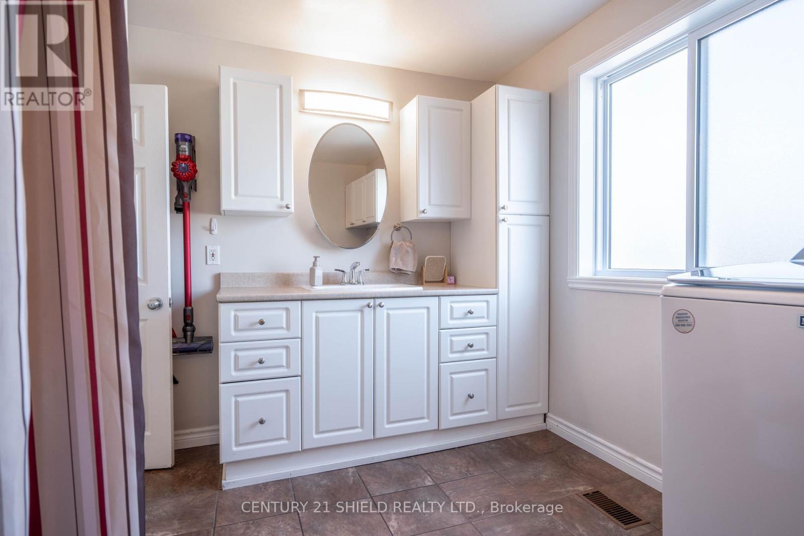 450 Patrick Street, Cornwall, ON