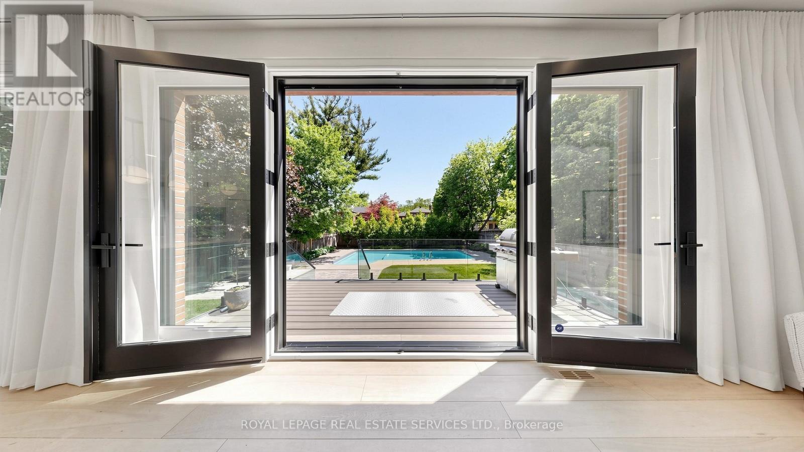 17 Romney Road, Toronto, ON