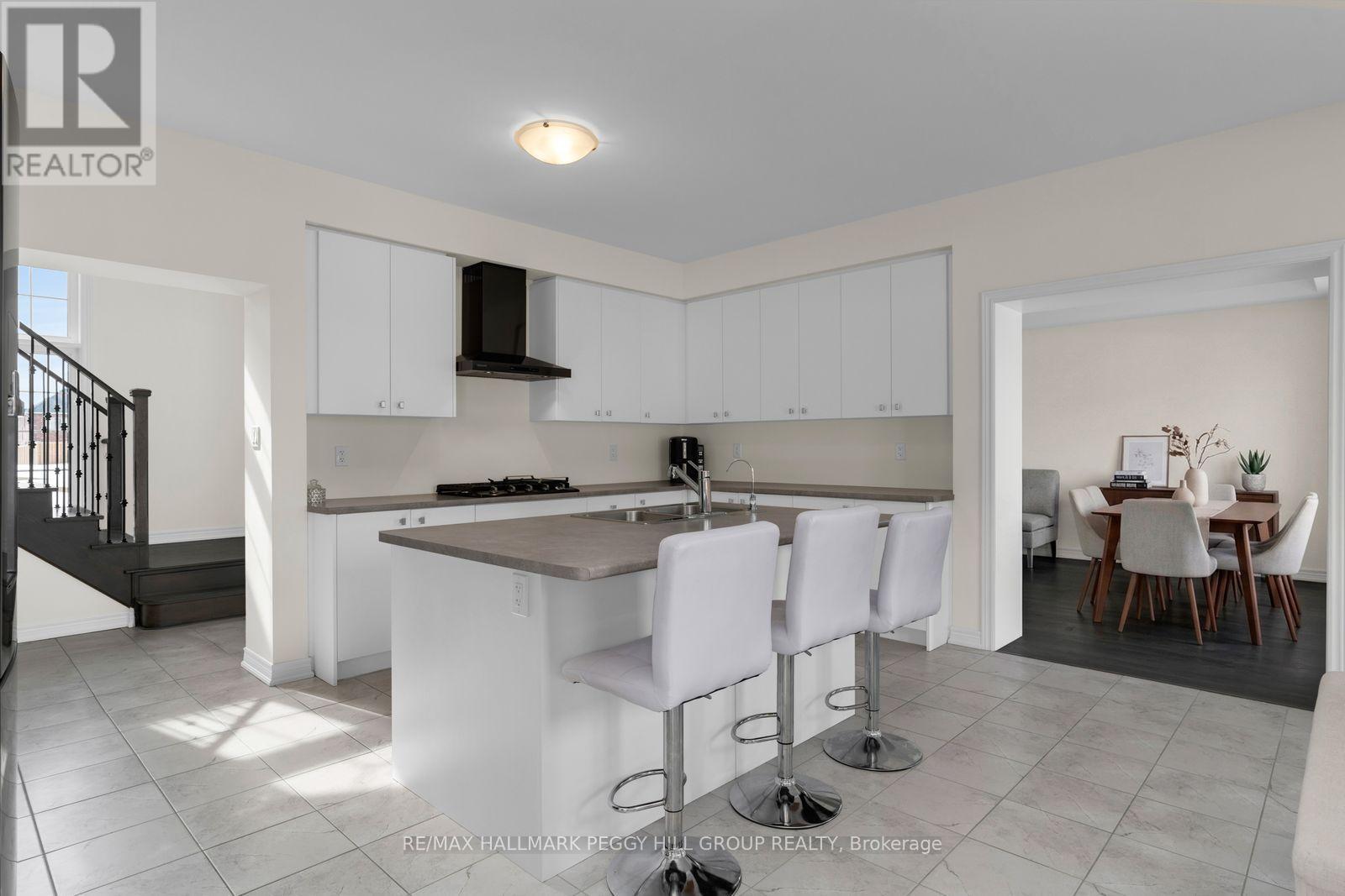113 Rugman Crescent, Springwater, ON