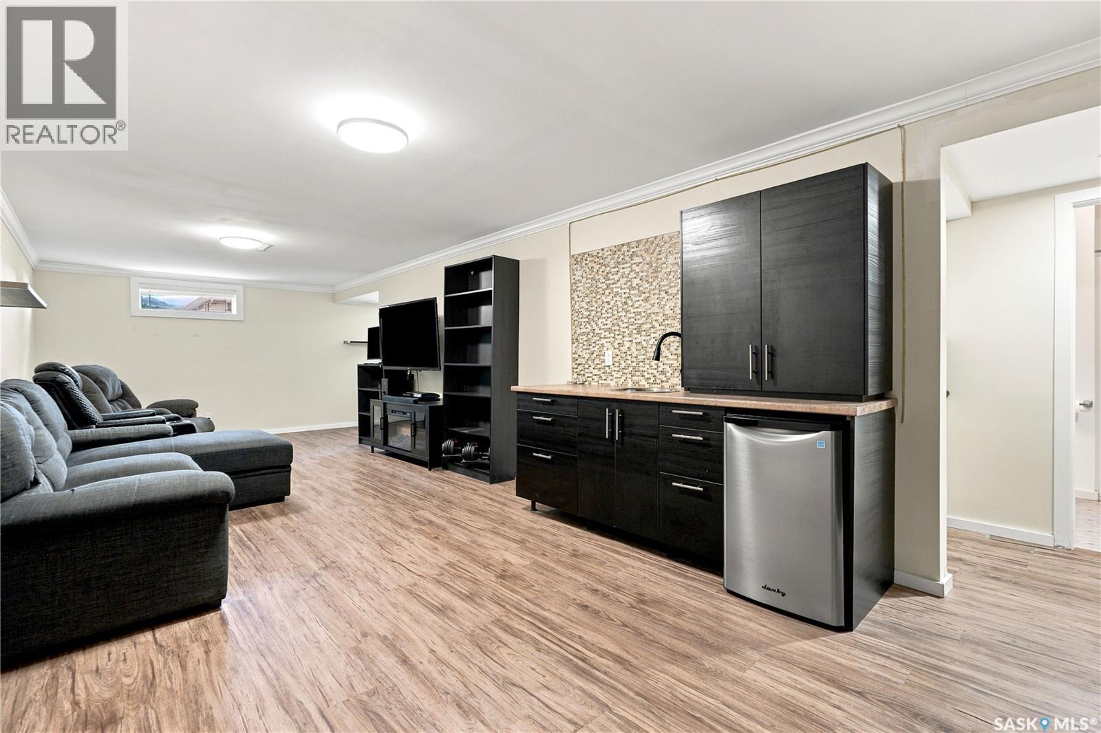 2301 Cairns Avenue, Saskatoon, SK