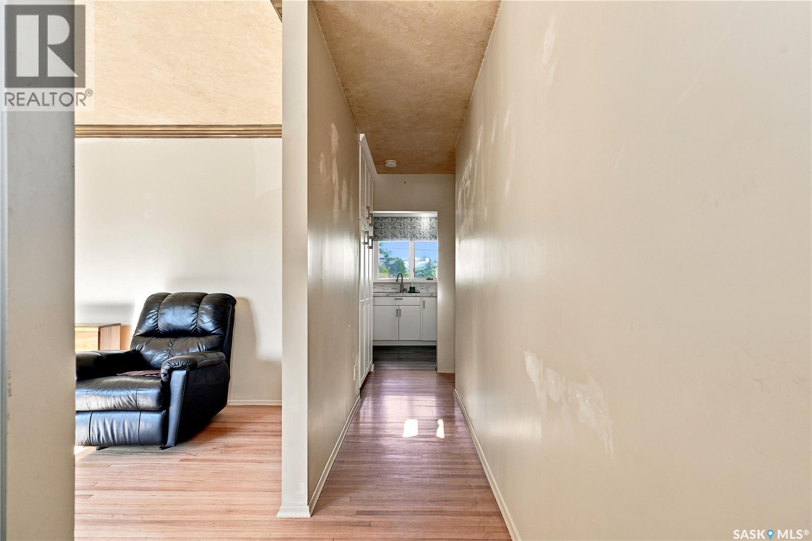2301 Cairns Avenue, Saskatoon, SK