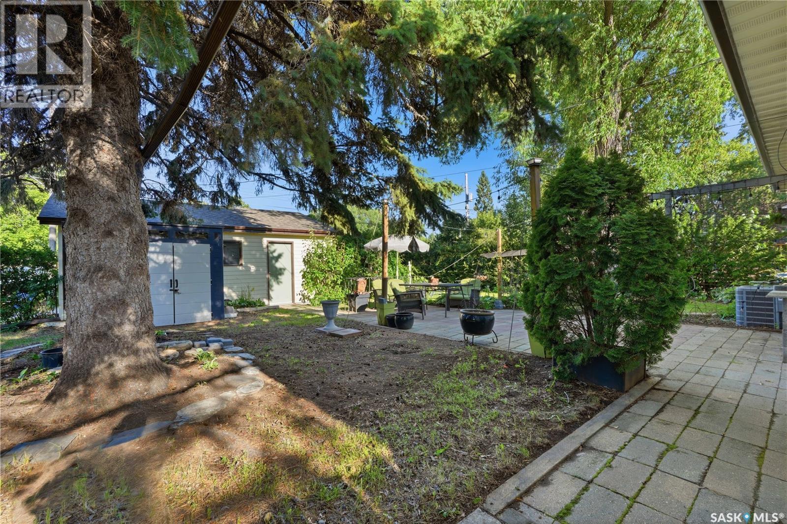 2301 Cairns Avenue, Saskatoon, SK
