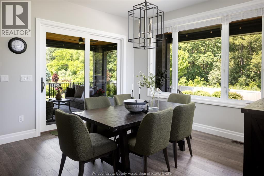 6005 Silver Maple Road, Lasalle, ON - Indoor Photo Showing Dining Room