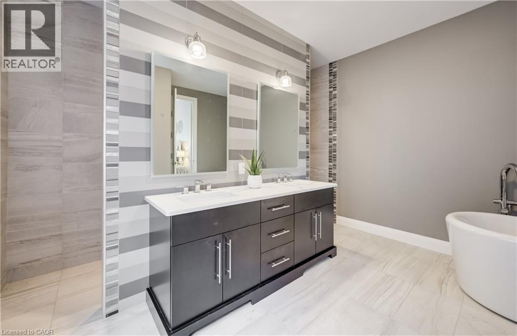 248 Evens Pond Crescent, Kitchener, ON