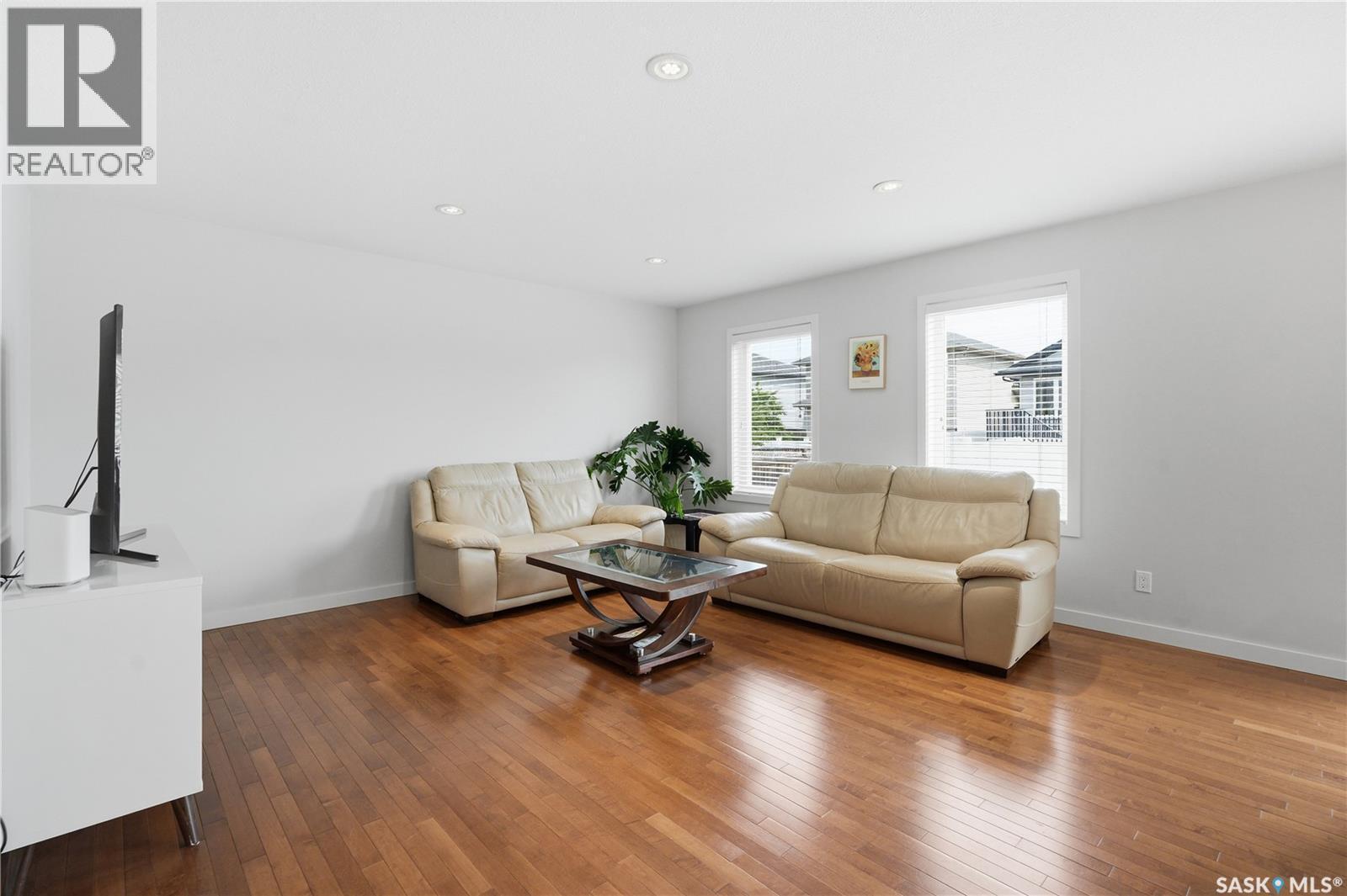 318 Chubb Cove, Saskatoon, SK