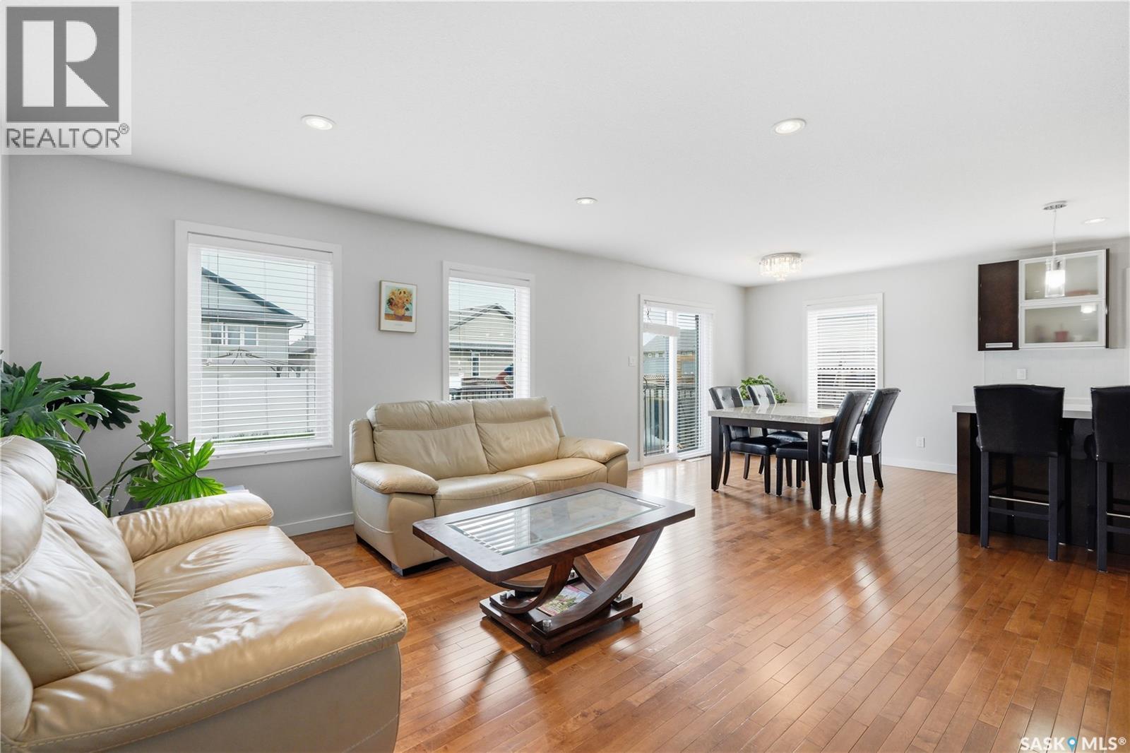 318 Chubb Cove, Saskatoon, SK