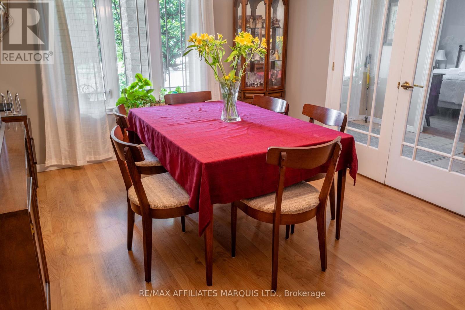 Formal dining room - 1274 Daprat Avenue, Cornwall, ON