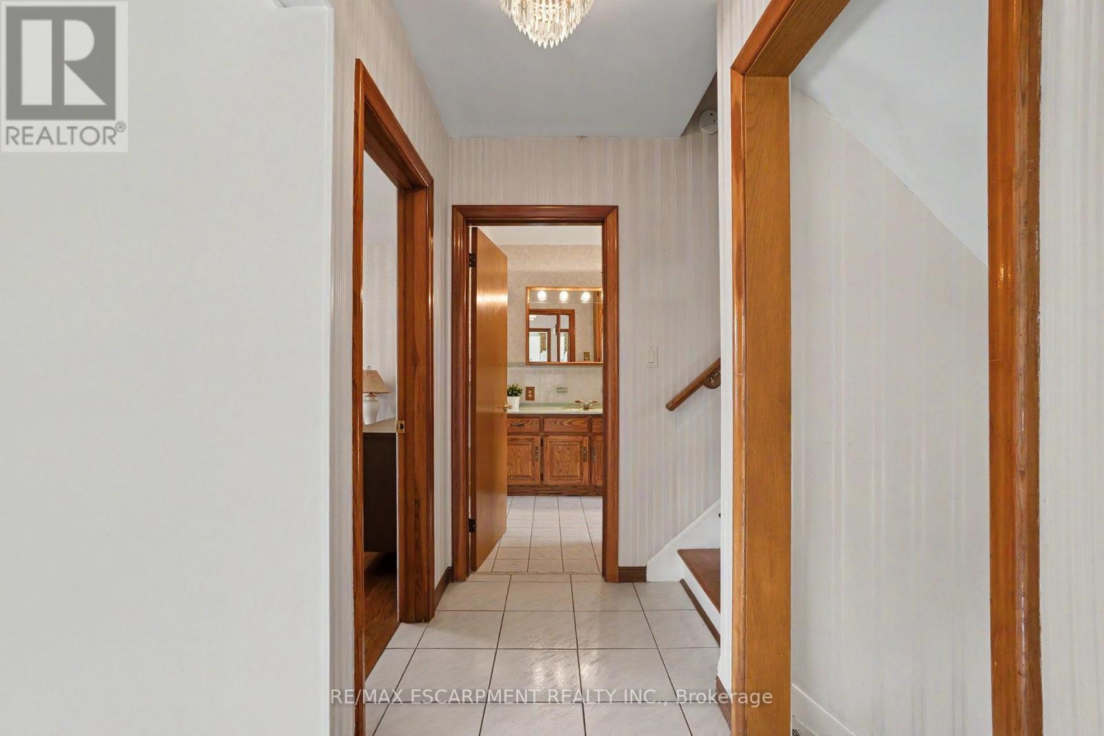 11 Marshall Avenue, Hamilton, ON