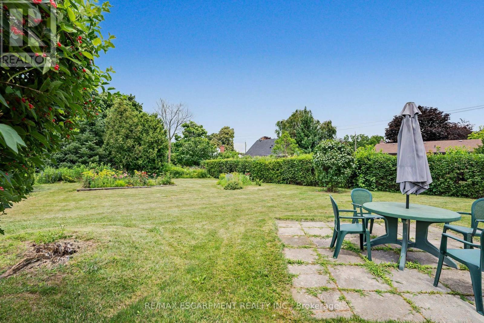 11 Marshall Avenue, Hamilton, ON