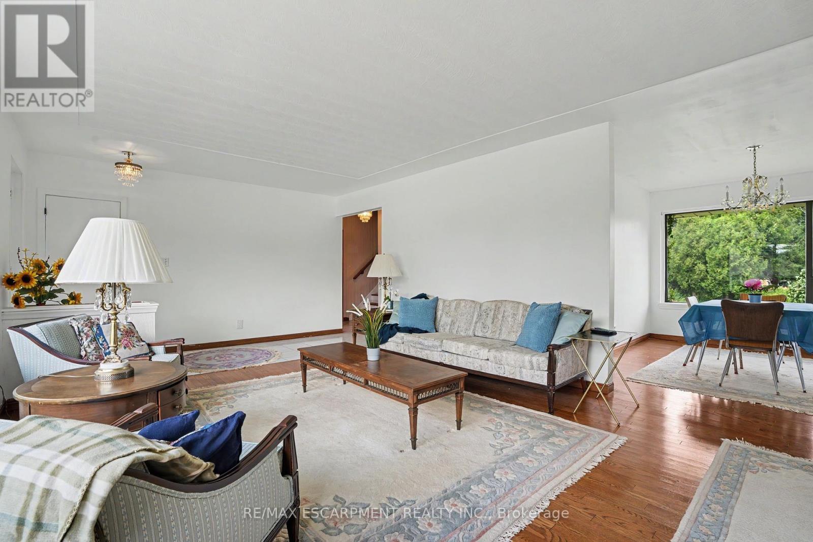 11 Marshall Avenue, Hamilton, ON