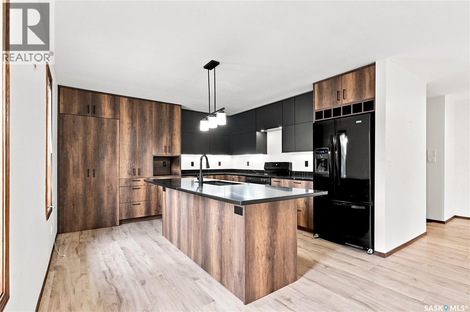 539 Emmeline Key, Saskatoon, SK