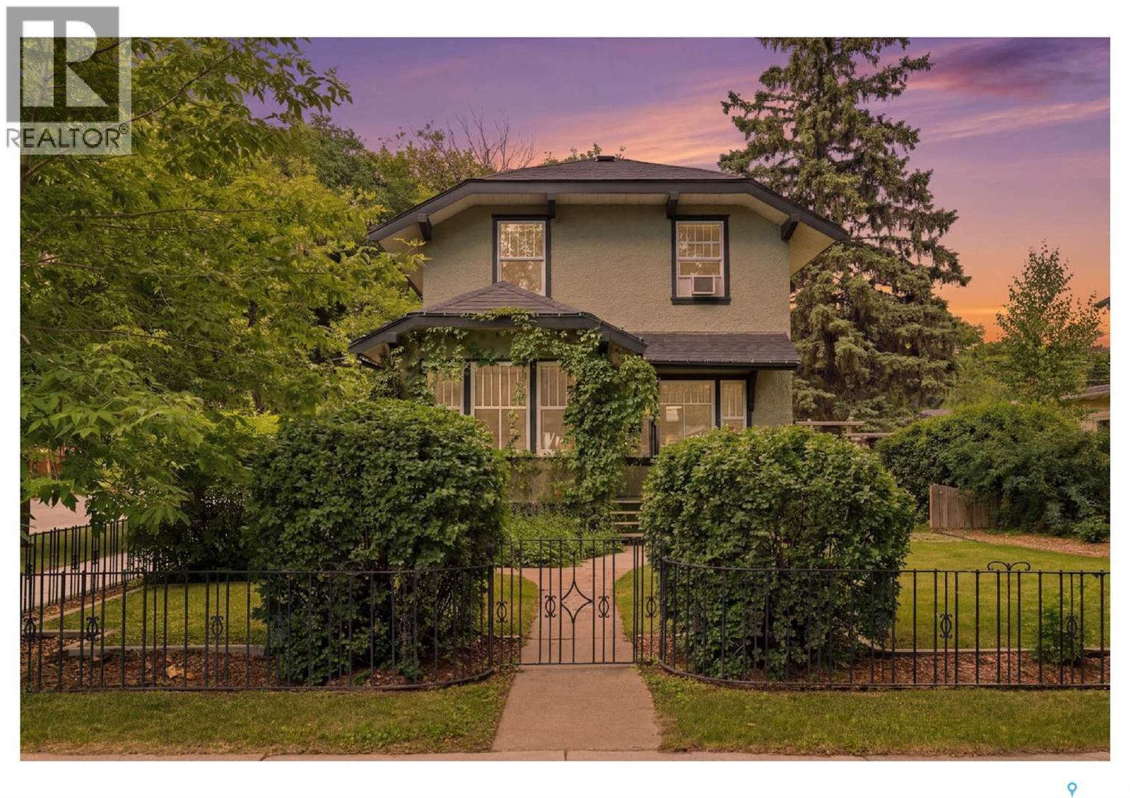 322 29Th Street W, Saskatoon, SK