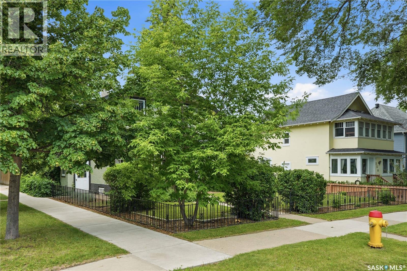 322 29Th Street W, Saskatoon, SK