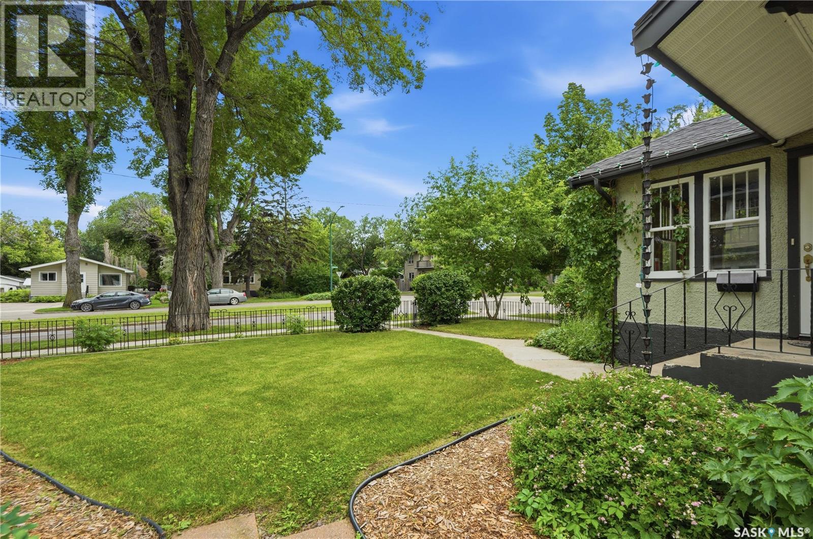 322 29Th Street W, Saskatoon, SK