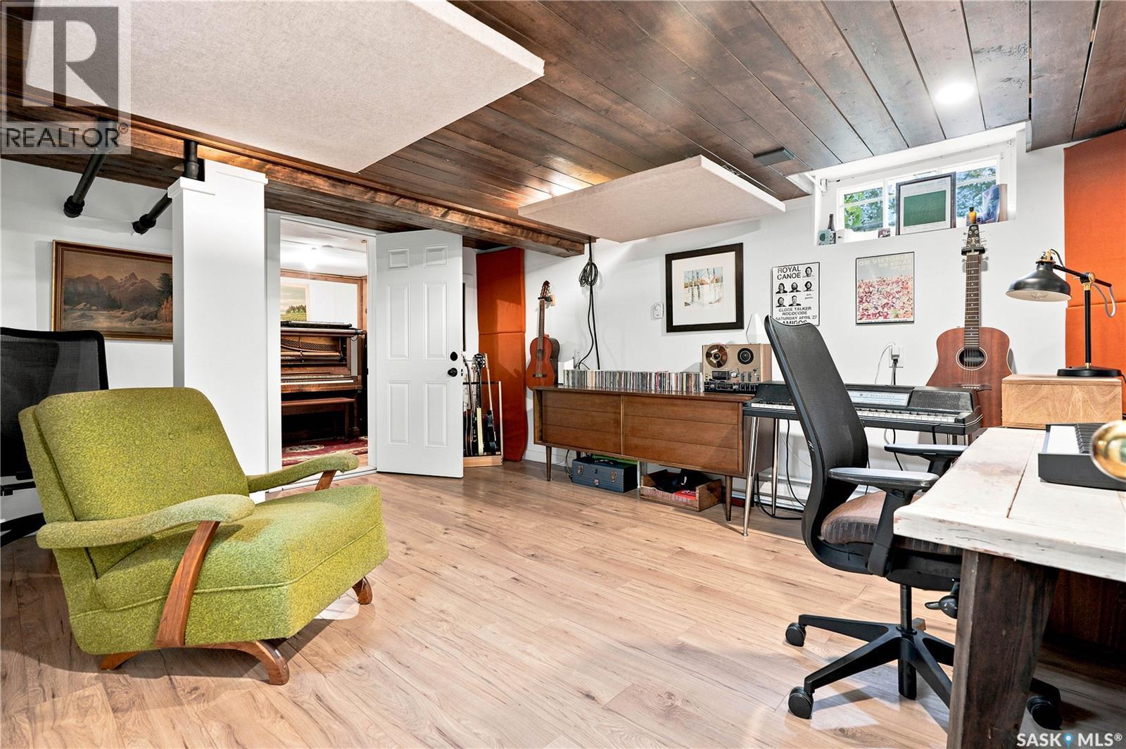 322 29Th Street W, Saskatoon, SK
