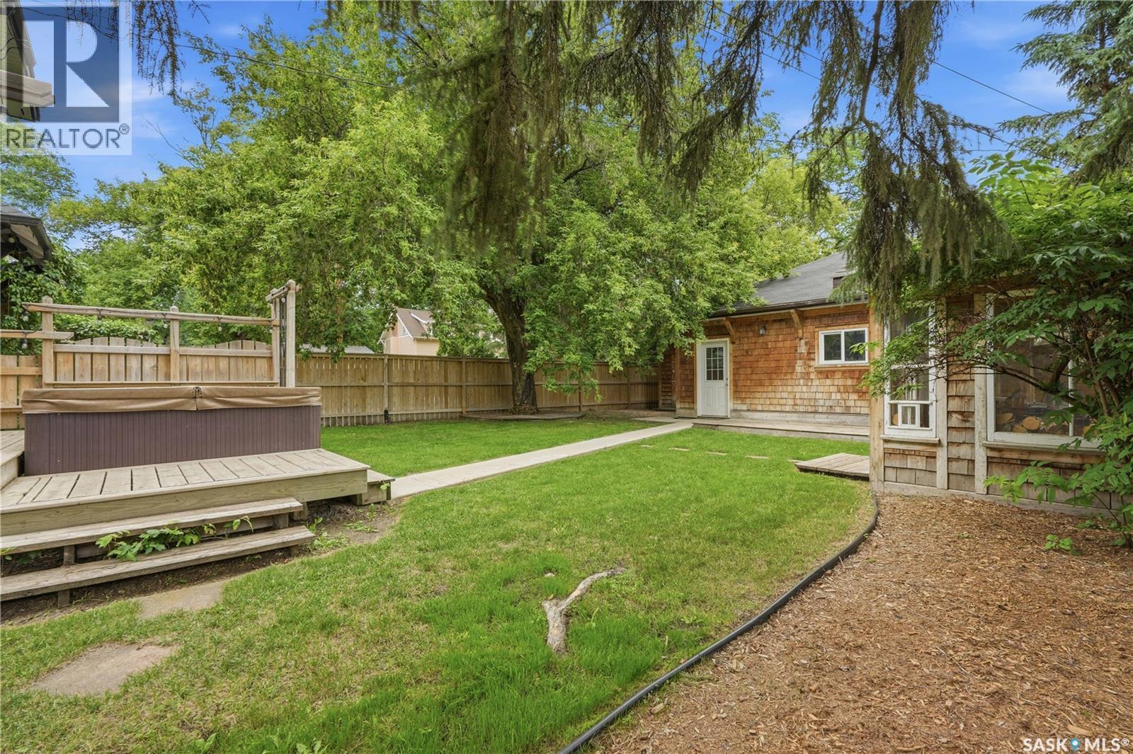 322 29Th Street W, Saskatoon, SK
