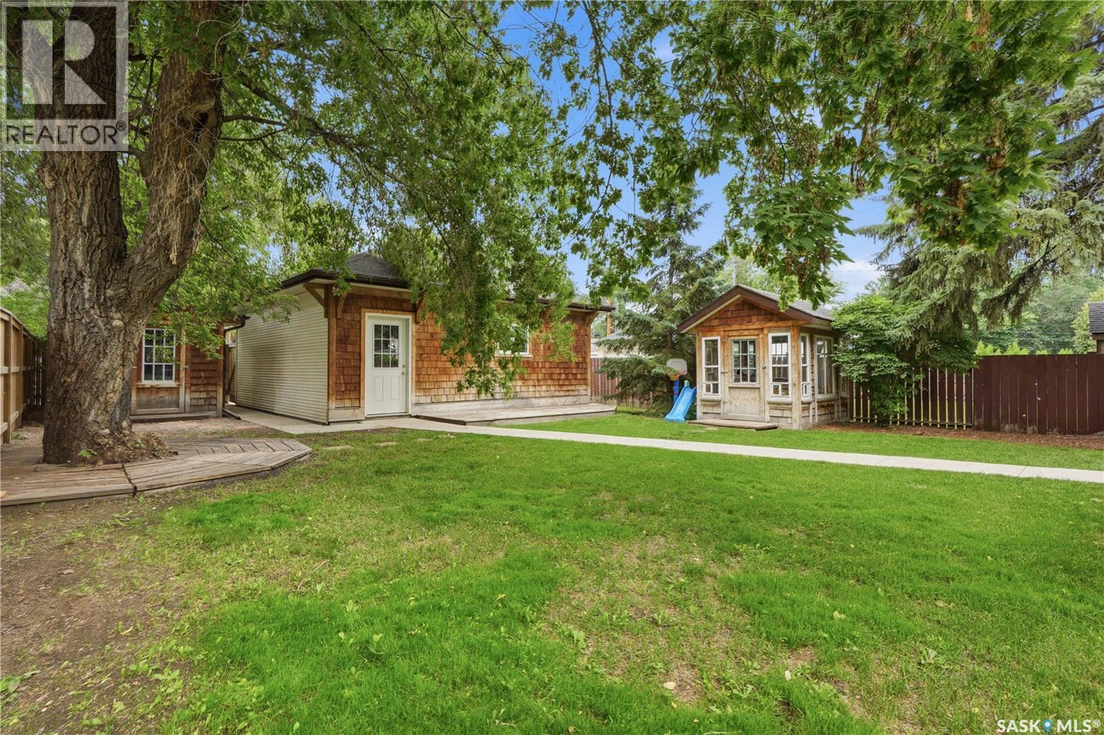 322 29Th Street W, Saskatoon, SK
