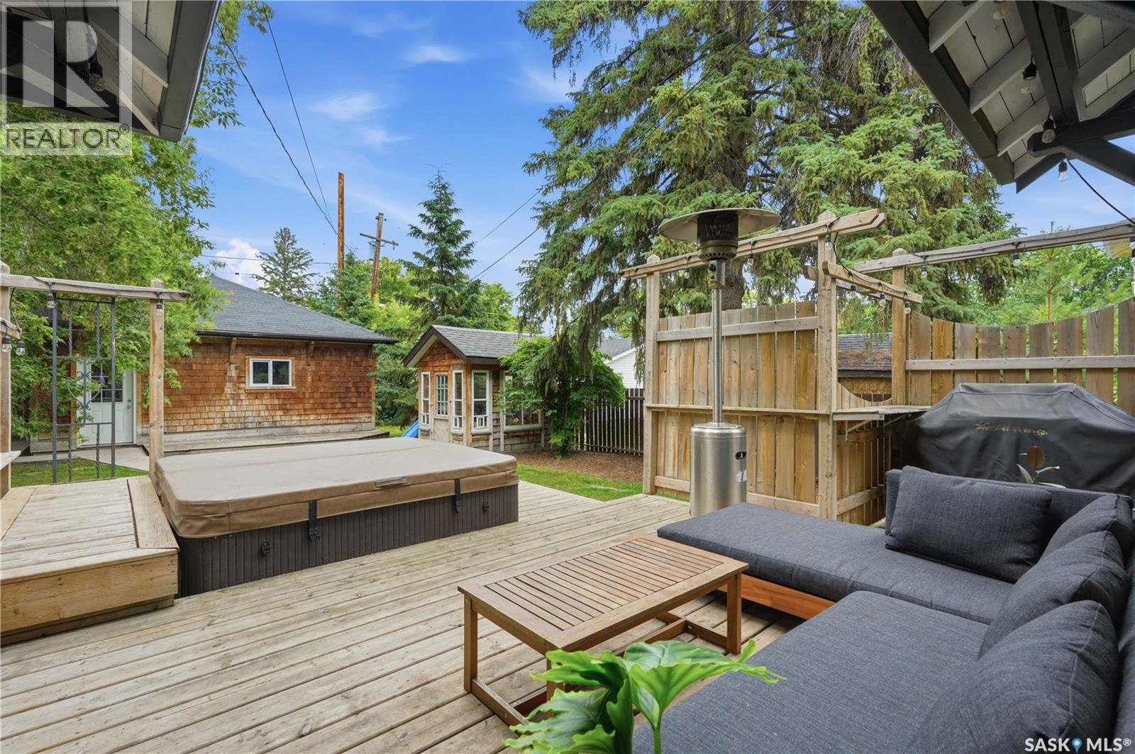 322 29Th Street W, Saskatoon, SK