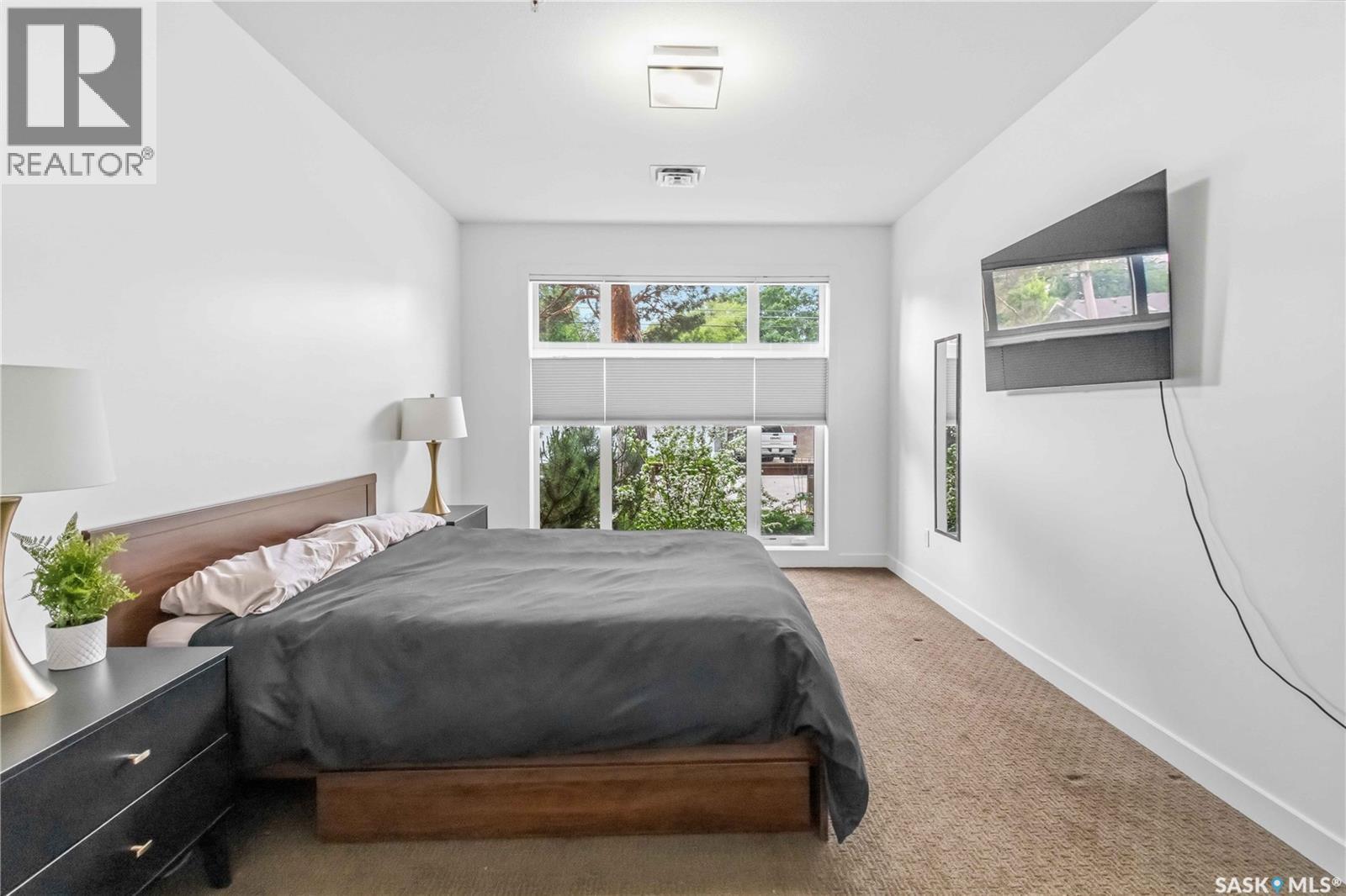 104 1010 Main Street, Saskatoon, SK - Indoor Photo Showing Bedroom
