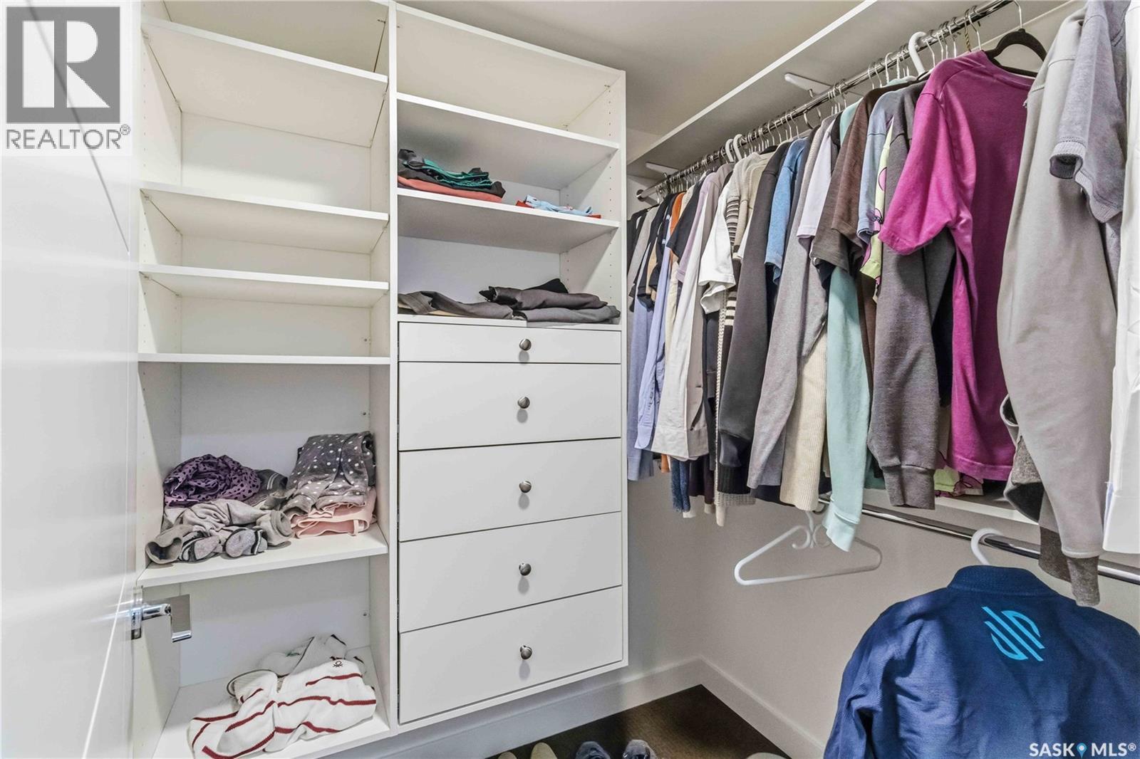 104 1010 Main Street, Saskatoon, SK - Indoor With Storage