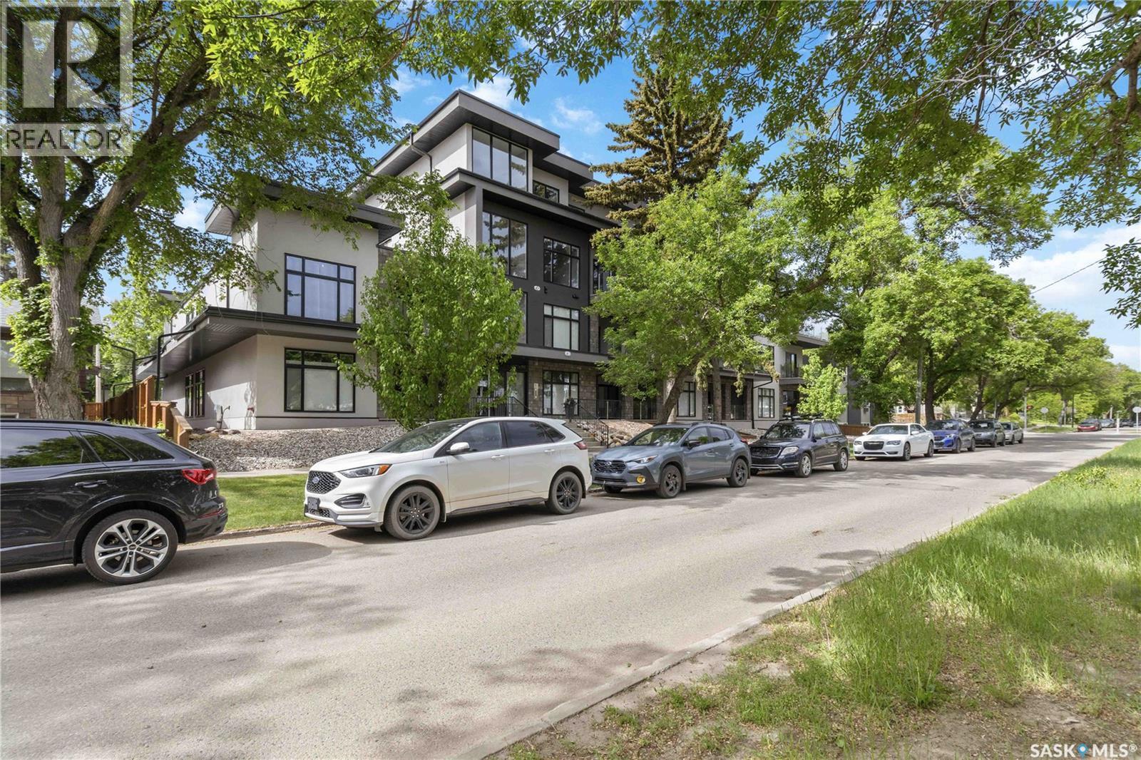 104 1010 Main Street, Saskatoon, SK - Outdoor