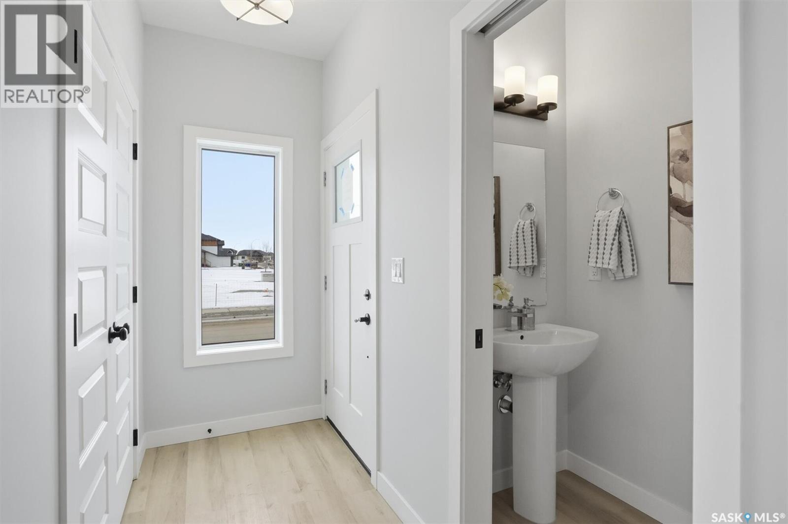 579 Cockcroft Court, Saskatoon, SK