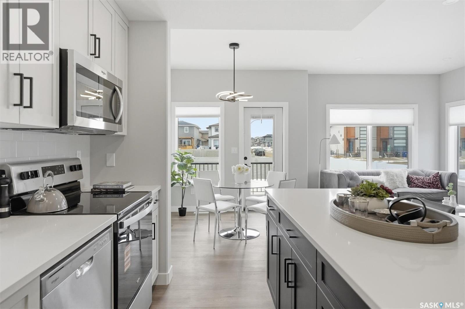 1218 Yuel Way, Saskatoon, SK - Indoor Photo Showing Other Room