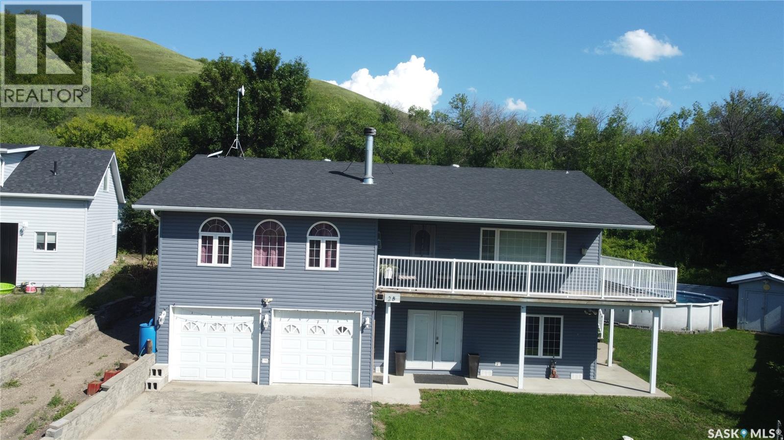 28 Alice Crescent, North Grove, SK
