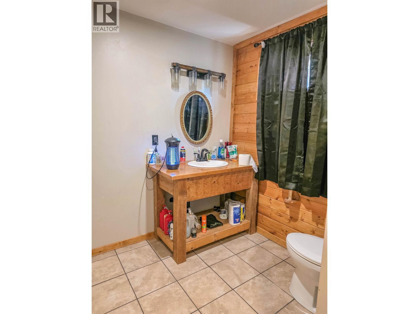 10887 Bye Road, Houston, BC