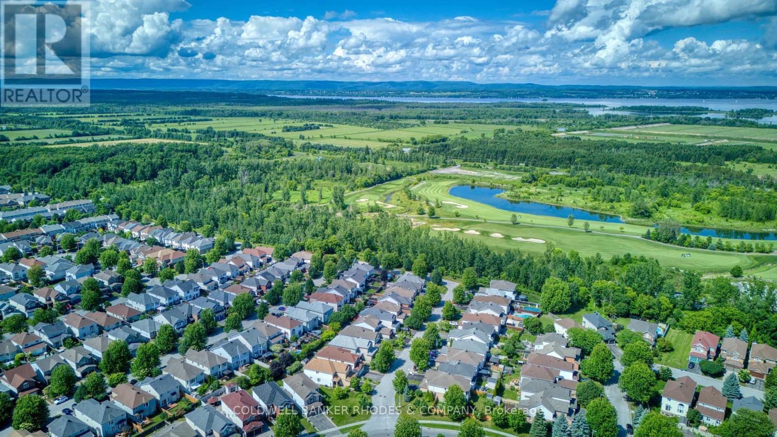 32 Catterick Crescent, Ottawa, ON